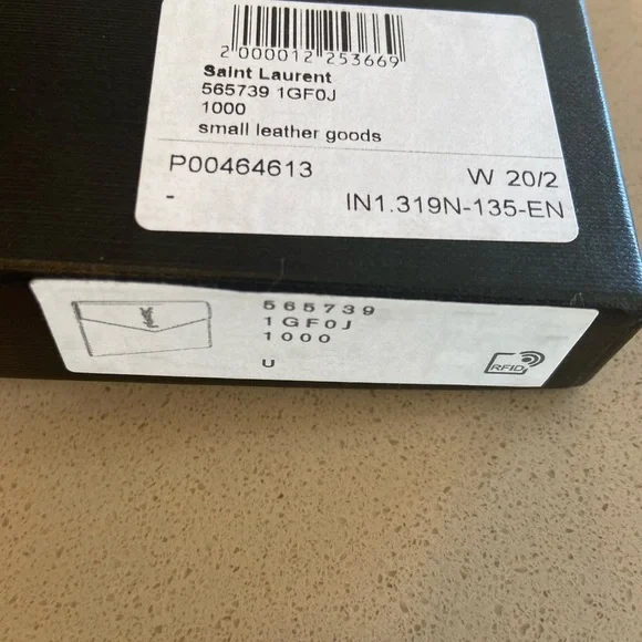 Saint Laurent uptown leather envelope pouch - Picture 11 of 12